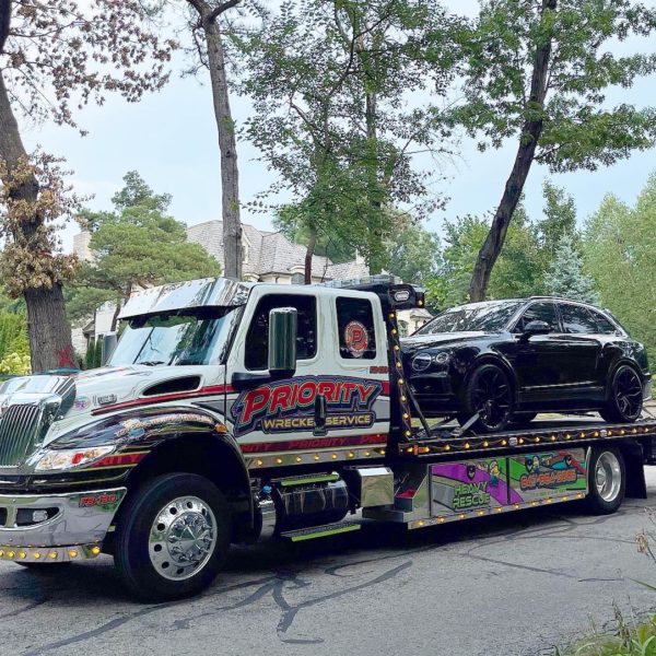 luxury car towing, porsche, batavia, il, chicago suburbs, priority wrecker service inc